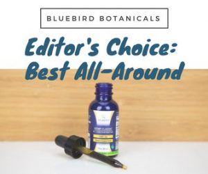 Foto de la botella de CBD de Bluebird Botanicals con texto: Mejor opción del editor